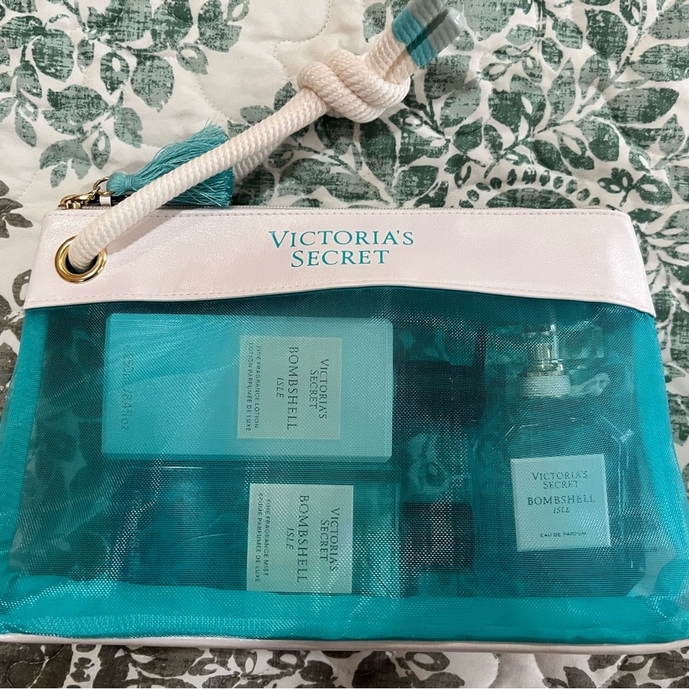 Victoria's Secret Bombshell Isle Perfume Set